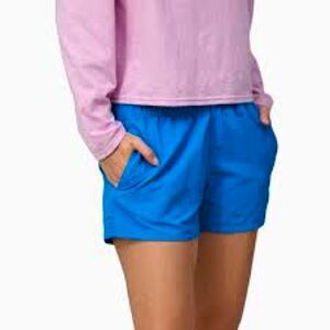 Women’s Patagonia barely baggies 2 1/2”